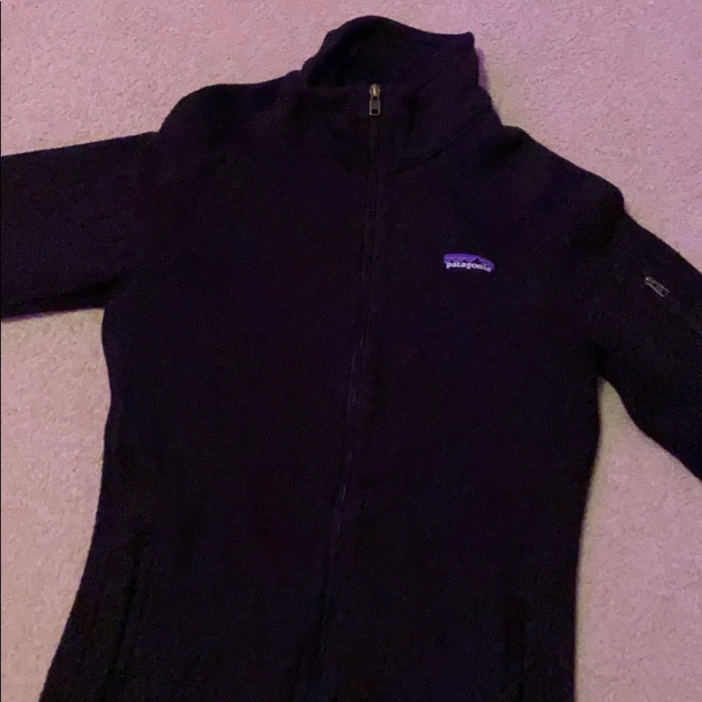 black patagonia full zip